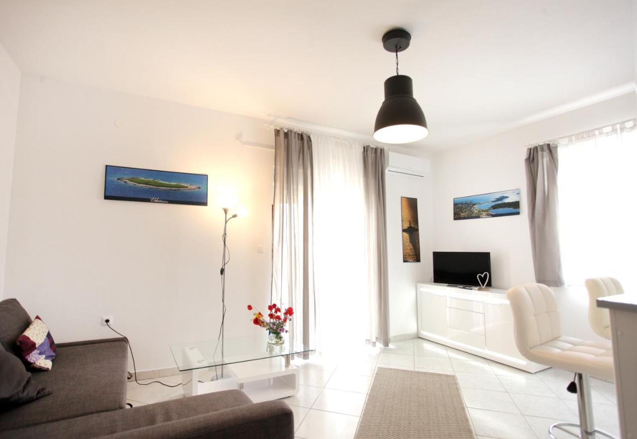 Apartment Maria Medulin Exteriör bild